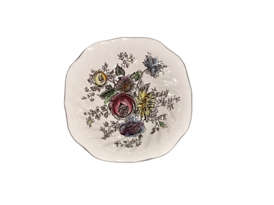 Set of 3 White floral plates