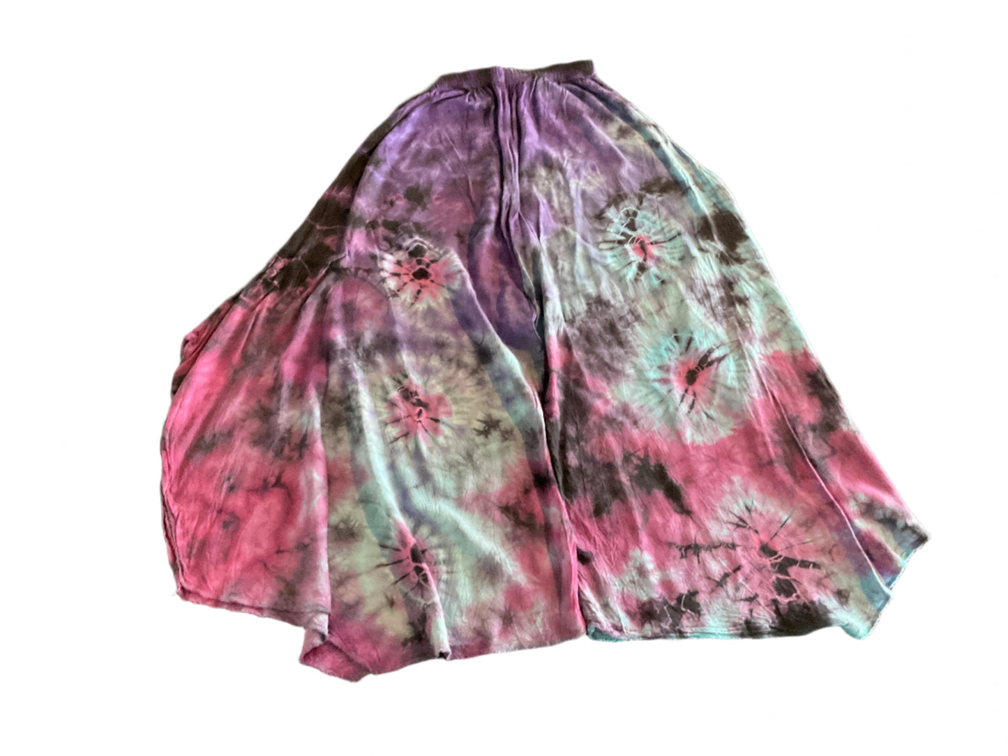 Floaty, tie-dye capris